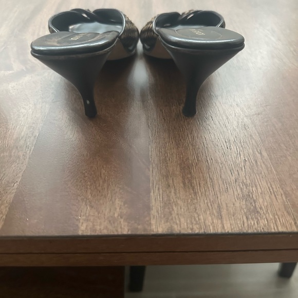 Louis Vuitton Checkered Sandals - Black and Brown - Picture 6 of 6